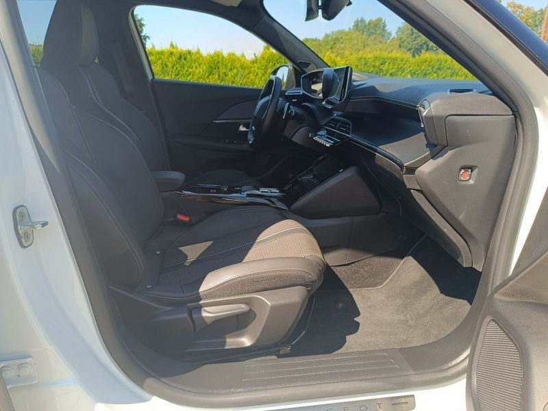 Peugeot 2008 1.2 PT 130KM [Eu6] GT -Automat -Navi II (2019-)