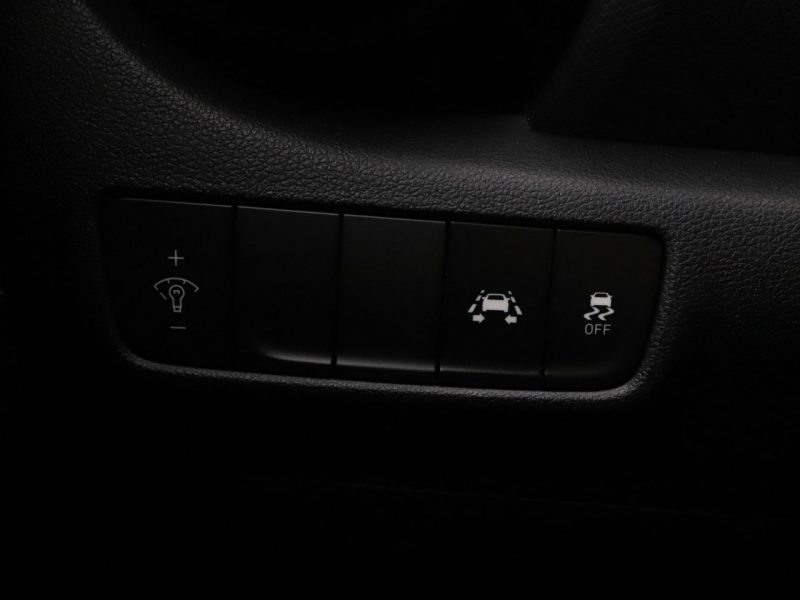 Hyundai Kona Style automat 177KM 4x4 navi tempomat grzane fotele kamera LED I (2017-2023)