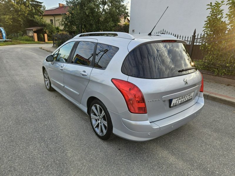 Peugeot 308 SW Opłacony Zadbany Serwisowany 7 os Panorama Klima Alu 2 kmpl kół 1Wł II (2011-2013)