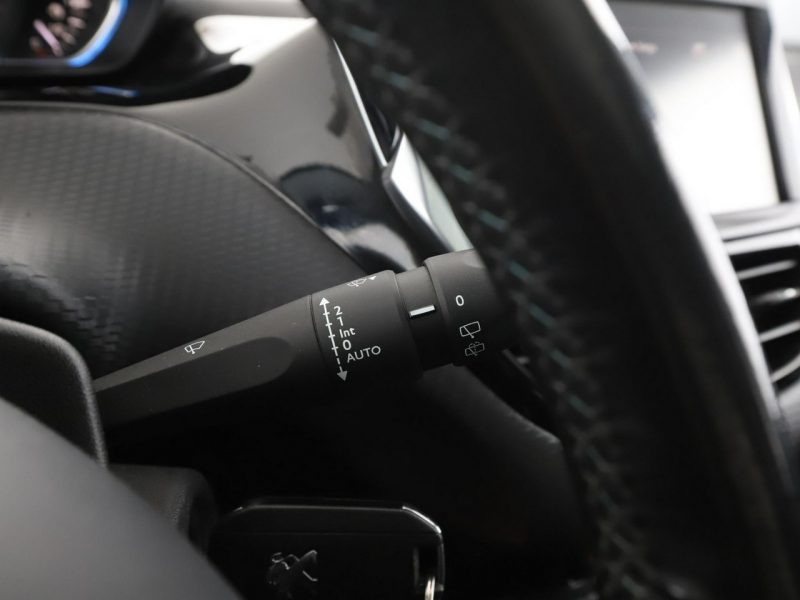 Peugeot 2008 1.2 Benzyna Crossway Klimatyzacja Tempomat Nawigacja Kamera LED I (2013-2019)
