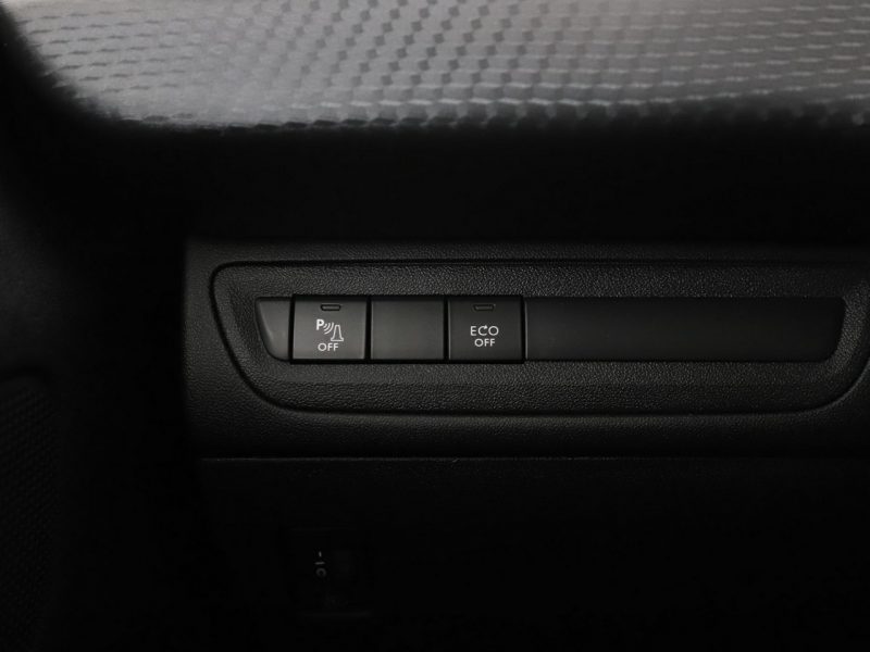 Peugeot 2008 1.2 Benzyna Crossway Klimatyzacja Tempomat Nawigacja Kamera LED I (2013-2019)