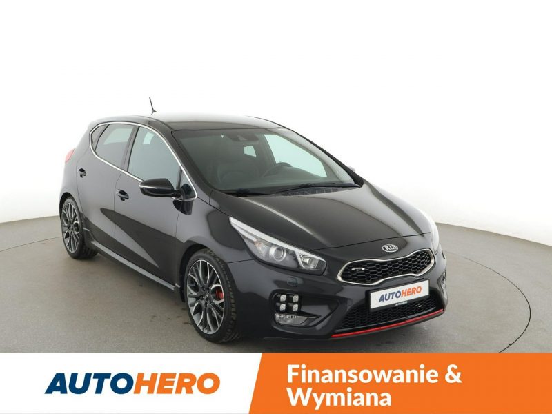 Kia Cee'd xenon skóra/alcantara klima auto kamera i czujniki parkowania II (2012-)