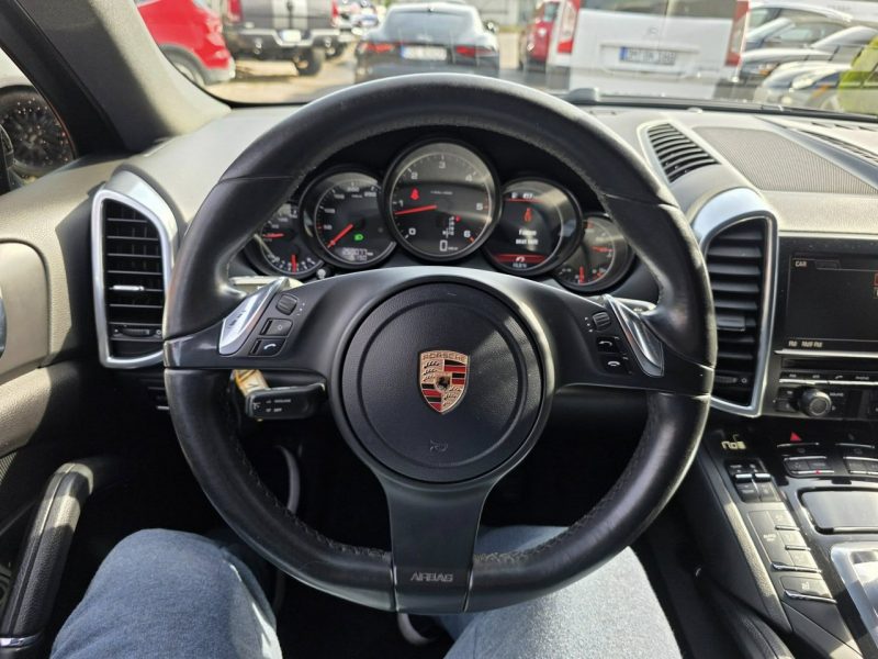 Porsche Cayenne 3.0 Diesel 245 KM, Klimatyzacja, Alufelgi, 4x4, Xenon, LED, Hak, II (2010-)