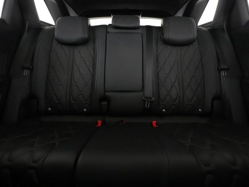 Peugeot 3008 GT-Line automat 180KM skóra panorama navi PDC-kamera grzane fotele ACC II (2016-)