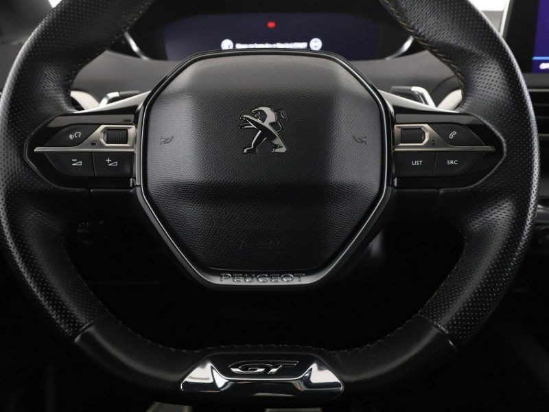 Peugeot 3008 GT-Line automat 180KM skóra panorama navi PDC-kamera grzane fotele ACC II (2016-)