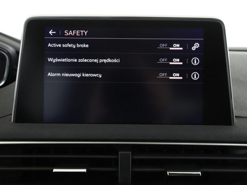 Peugeot 3008 GT-Line automat 180KM skóra panorama navi PDC-kamera grzane fotele ACC II (2016-)