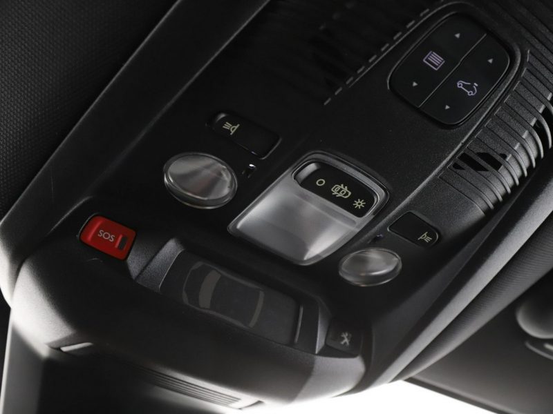 Peugeot 3008 GT-Line automat 180KM skóra panorama navi PDC-kamera grzane fotele ACC II (2016-)