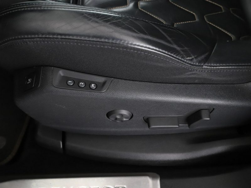 Peugeot 3008 GT-Line automat 180KM skóra panorama navi PDC-kamera grzane fotele ACC II (2016-)