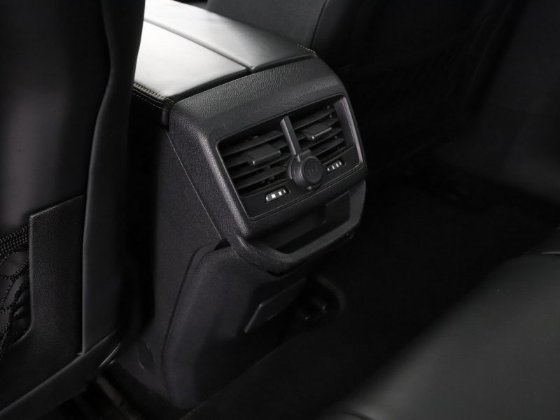 Peugeot 3008 GT-Line automat 180KM skóra panorama navi PDC-kamera grzane fotele ACC II (2016-)