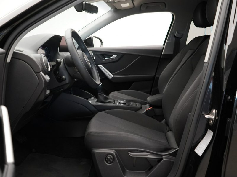 Audi Q2 35TFSI Manual 150KM Smartphone interface Kamera Elektr.klapa bagażnika