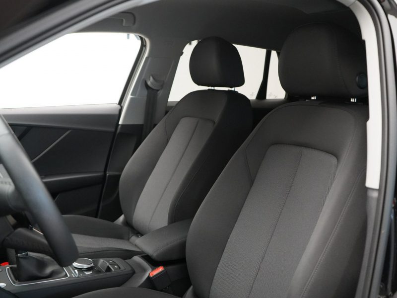 Audi Q2 35TFSI Manual 150KM Smartphone interface Kamera Elektr.klapa bagażnika