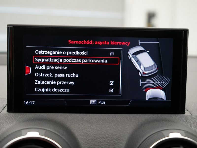 Audi Q2 35TFSI Manual 150KM Smartphone interface Kamera Elektr.klapa bagażnika