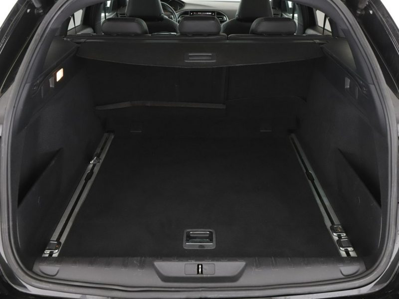Peugeot 308 GT-Line automat 180KM panorama navi kamera ACC FullLED T9 (2014-2021)