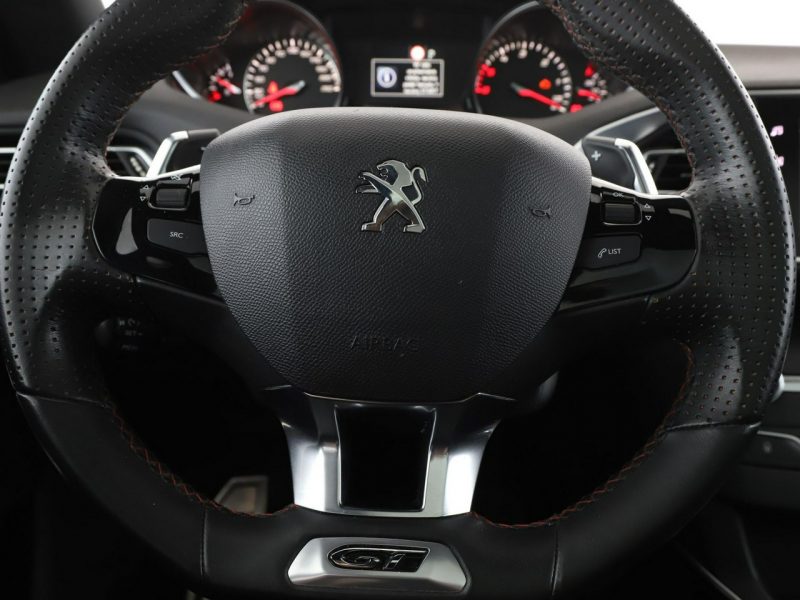 Peugeot 308 GT-Line automat 180KM panorama navi kamera ACC FullLED T9 (2014-2021)