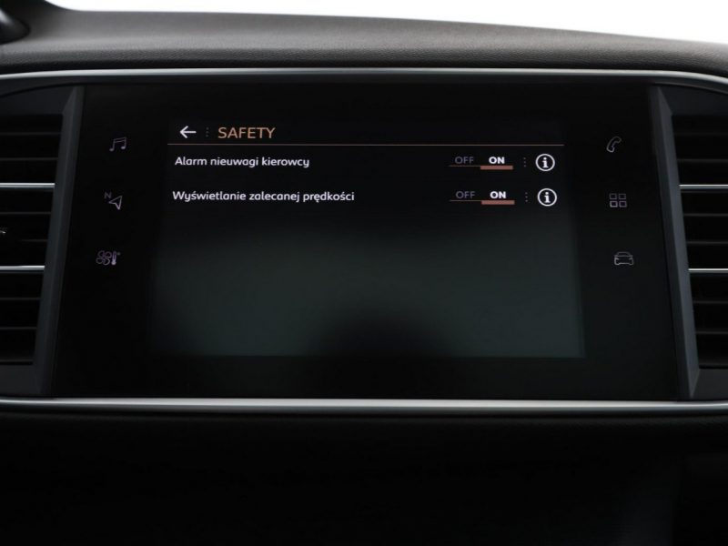 Peugeot 308 GT-Line automat 180KM panorama navi kamera ACC FullLED T9 (2014-2021)