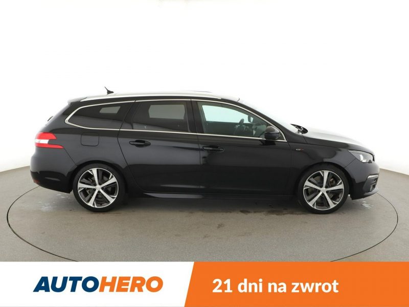 Peugeot 308 GT-Line automat 180KM panorama navi kamera ACC FullLED T9 (2014-2021)