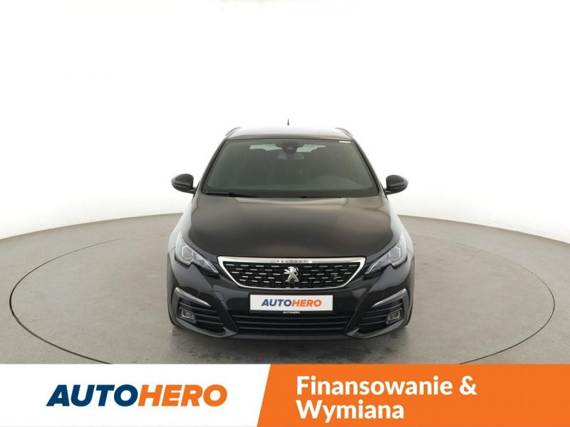 Peugeot 308 GT-Line automat 180KM panorama navi kamera ACC FullLED T9 (2014-2021)
