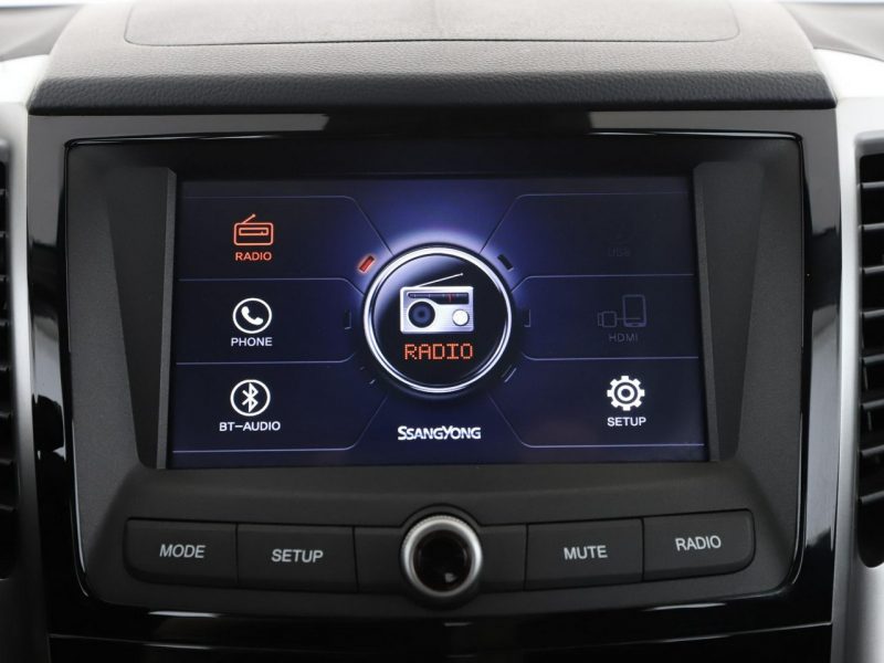 SsangYong Tivoli automat grzane fotele hak kamera tempomat Bluetooth klima-auto