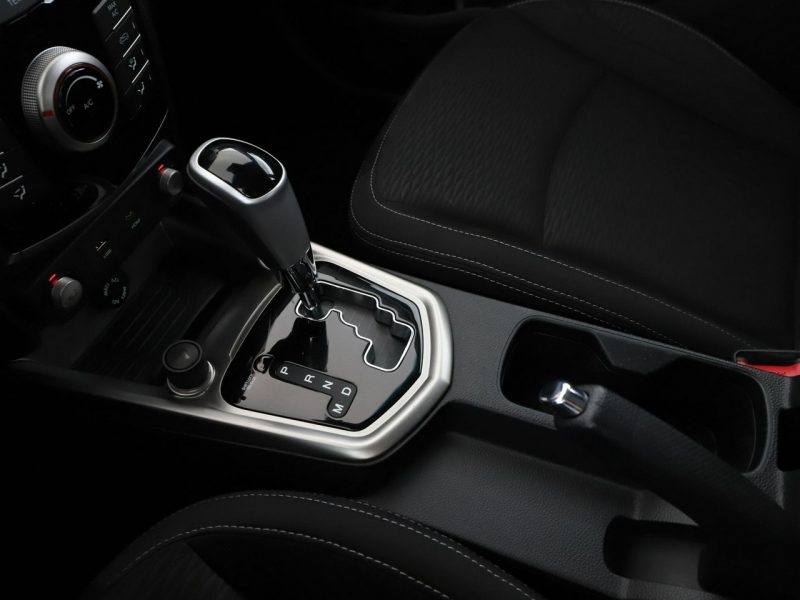 SsangYong Tivoli automat grzane fotele hak kamera tempomat Bluetooth klima-auto