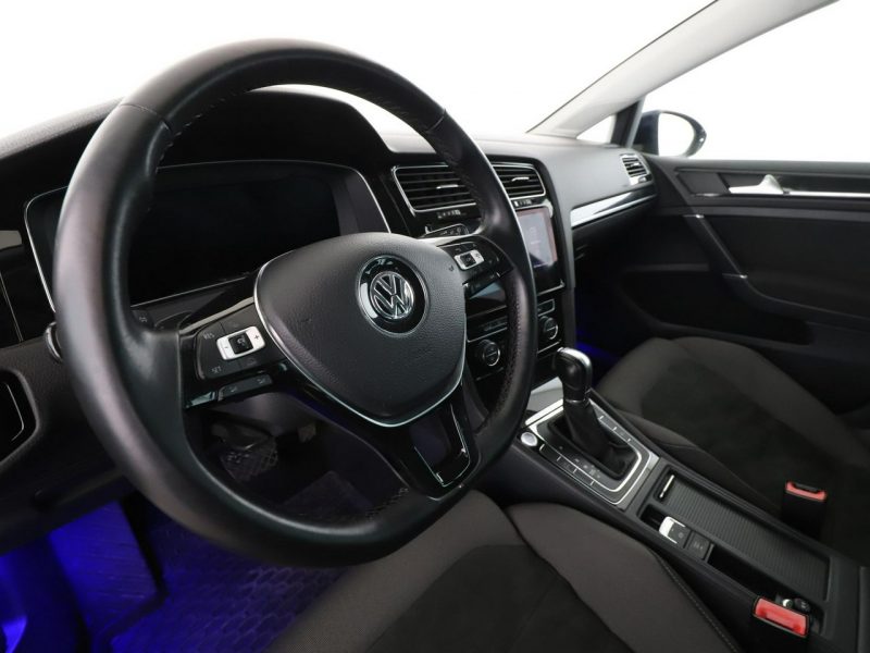 Volkswagen Golf Highline automat 150KM virtual navi PDC-kamera climatronic ACC LED VII (2012-)