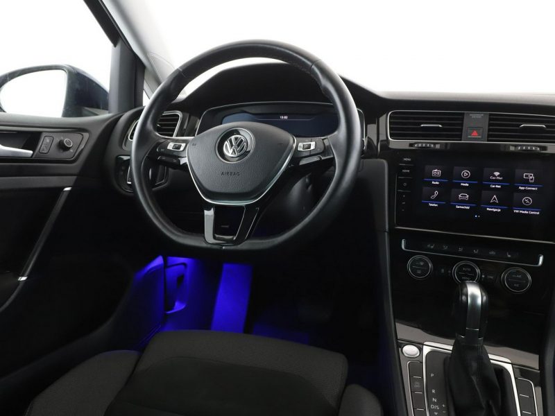 Volkswagen Golf Highline automat 150KM virtual navi PDC-kamera climatronic ACC LED VII (2012-)