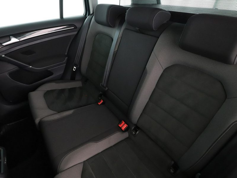 Volkswagen Golf Highline automat 150KM virtual navi PDC-kamera climatronic ACC LED VII (2012-)