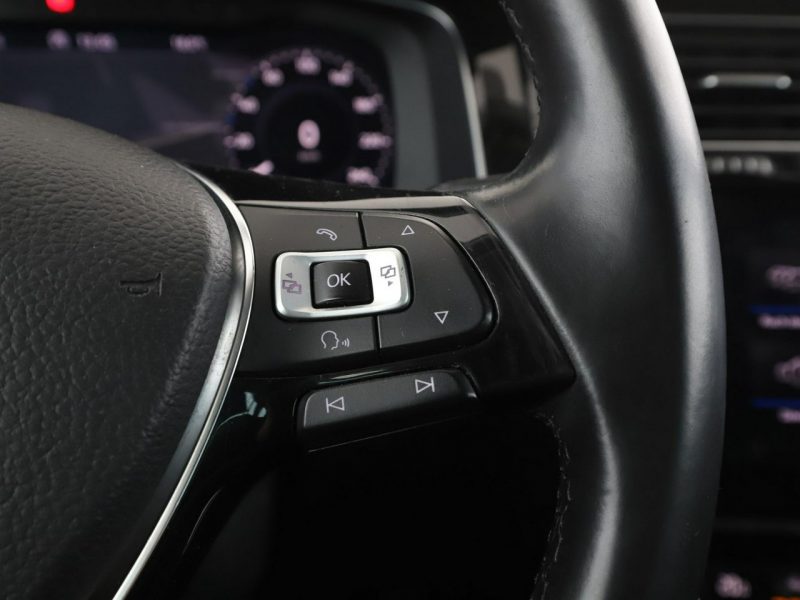 Volkswagen Golf Highline automat 150KM virtual navi PDC-kamera climatronic ACC LED VII (2012-)
