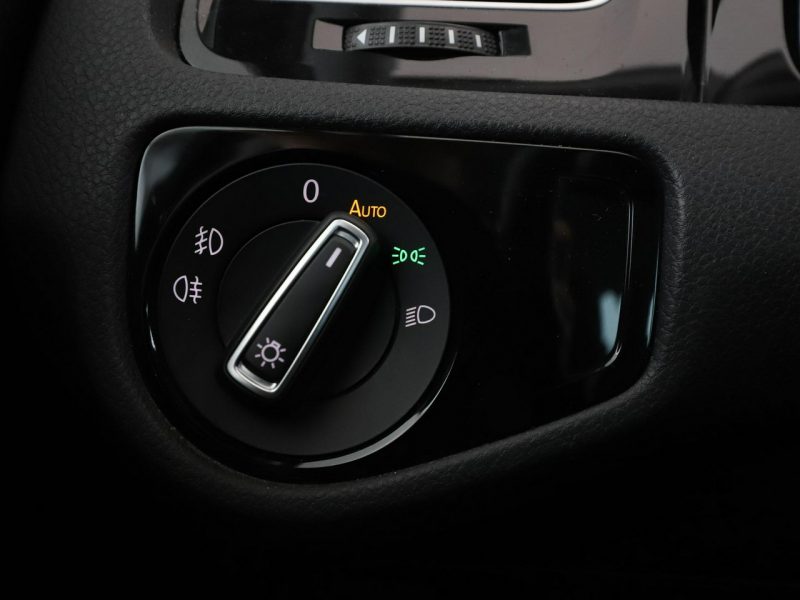 Volkswagen Golf Highline automat 150KM virtual navi PDC-kamera climatronic ACC LED VII (2012-)
