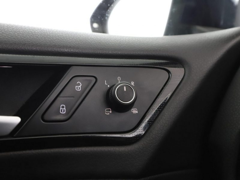 Volkswagen Golf Highline automat 150KM virtual navi PDC-kamera climatronic ACC LED VII (2012-)
