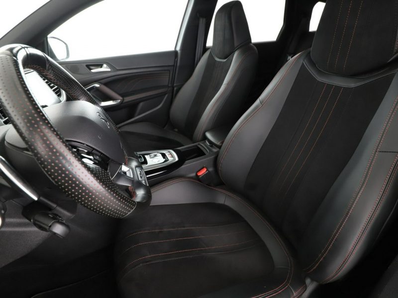 Peugeot 308 automat full LED skóra/alcantara klima auto kamera i czujniki park T9 (2014-2021)