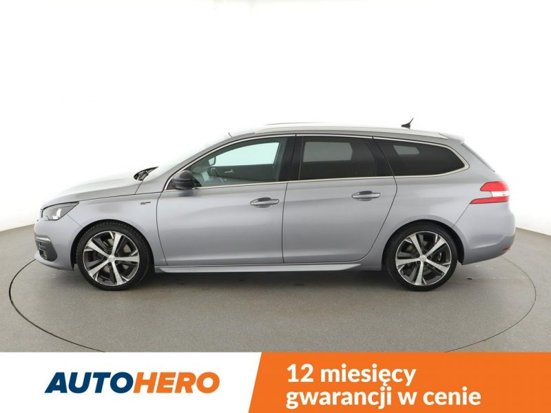 Peugeot 308 automat full LED skóra/alcantara klima auto kamera i czujniki park T9 (2014-2021)