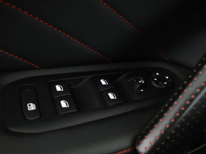 Peugeot 308 automat full LED skóra/alcantara klima auto kamera i czujniki park T9 (2014-2021)