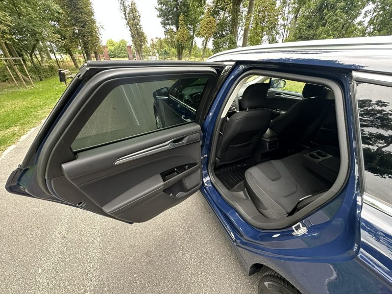 Ford Mondeo MK5 2.0 TDCI 180 Koni Titanium Led Navi PowerShift Salon Polska Alu 17 Mk5 (2014-)