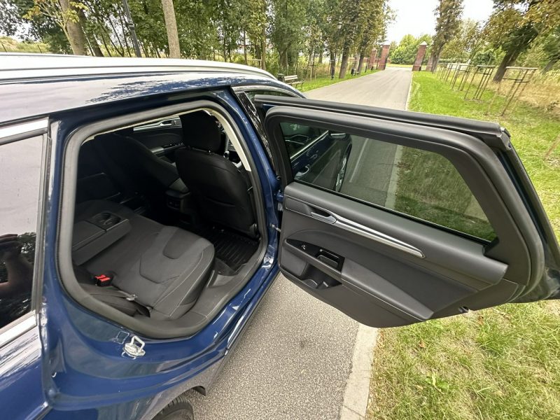 Ford Mondeo MK5 2.0 TDCI 180 Koni Titanium Led Navi PowerShift Salon Polska Alu 17 Mk5 (2014-)