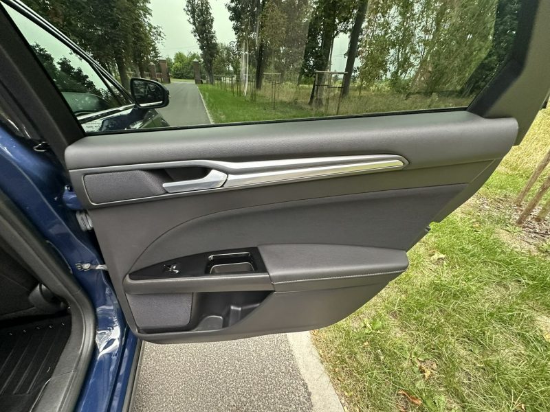 Ford Mondeo MK5 2.0 TDCI 180 Koni Titanium Led Navi PowerShift Salon Polska Alu 17 Mk5 (2014-)