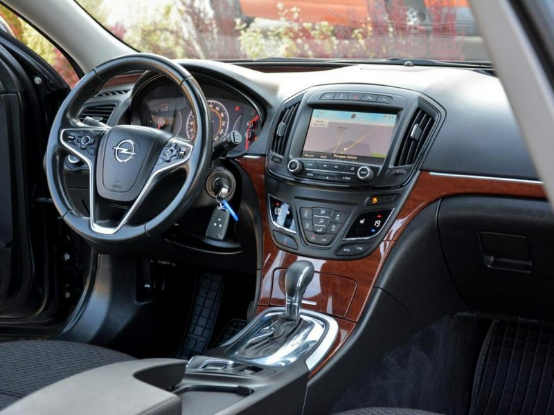 Opel Insignia 1.6T(170KM) Bi-xenon Navi Parktr. Kamera BLIS Virtual El.klapa Alu18 A (2008-2017)