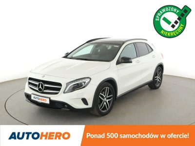 Mercedes GLA 200 automat grzane fotele navi panorama półskóra kamera tempomat