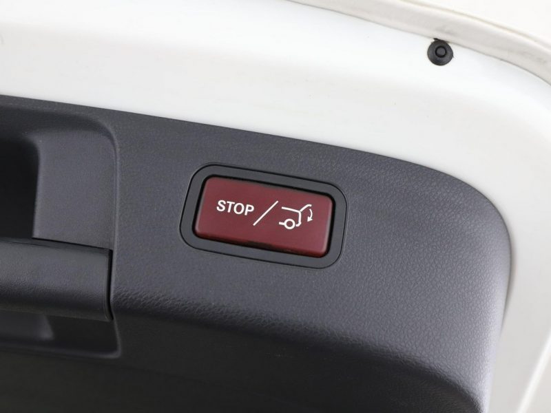 Mercedes GLA 200 automat grzane fotele navi panorama półskóra kamera tempomat
