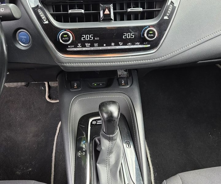 Toyota Corolla 2.0HSD 184KM Full Led El. klapa Hand free Grzane fotele!!! E21 (2019-)