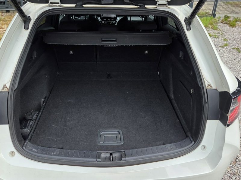 Toyota Corolla 2.0HSD 184KM Full Led El. klapa Hand free Grzane fotele!!! E21 (2019-)