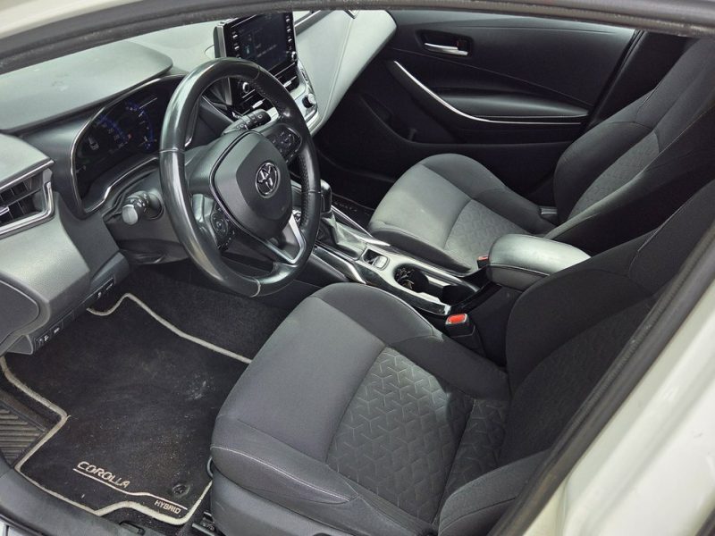 Toyota Corolla 2.0HSD 184KM Full Led El. klapa Hand free Grzane fotele!!! E21 (2019-)