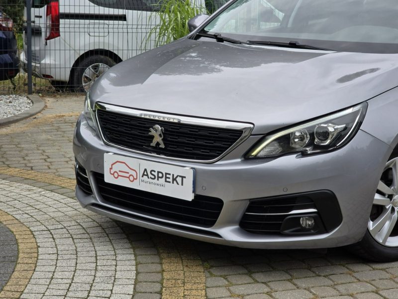 Peugeot 308 1.5 BlueHDi 130KM Nawigacja / I-właściciel / Serwisowany T9 (2014-2021)