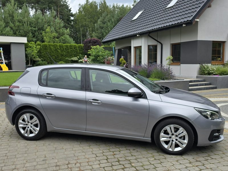 Peugeot 308 1.5 BlueHDi 130KM Nawigacja / I-właściciel / Serwisowany T9 (2014-2021)