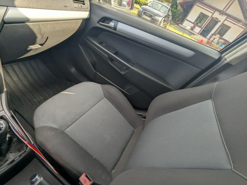 Opel Astra 1.4 benzyna moc90 KM/bezwypadkowy/zarejestrowany H (2004-2014)