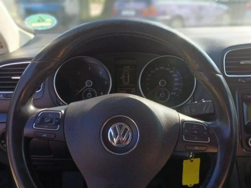 Volkswagen Golf 1,6TDI! klimatronik! czujniki przód i tył! grzane fotele! VI (2008-2012)