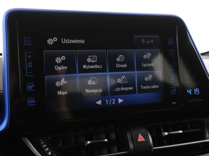 Toyota C-HR navi klima auto kamera cofania grzane fotele