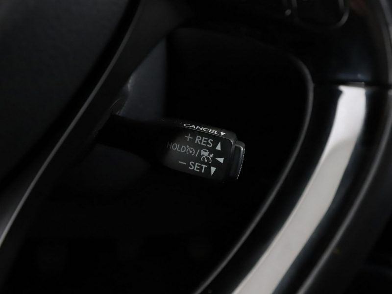 Toyota C-HR navi klima auto kamera cofania grzane fotele