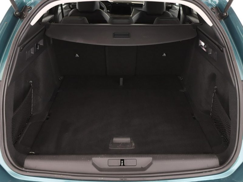 Peugeot 308 Allure Pack automat kamera180 navi półskóra ACC LED P5 (2021-)