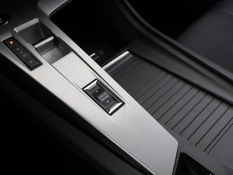 Peugeot 308 Allure Pack automat kamera180 navi półskóra ACC LED P5 (2021-)