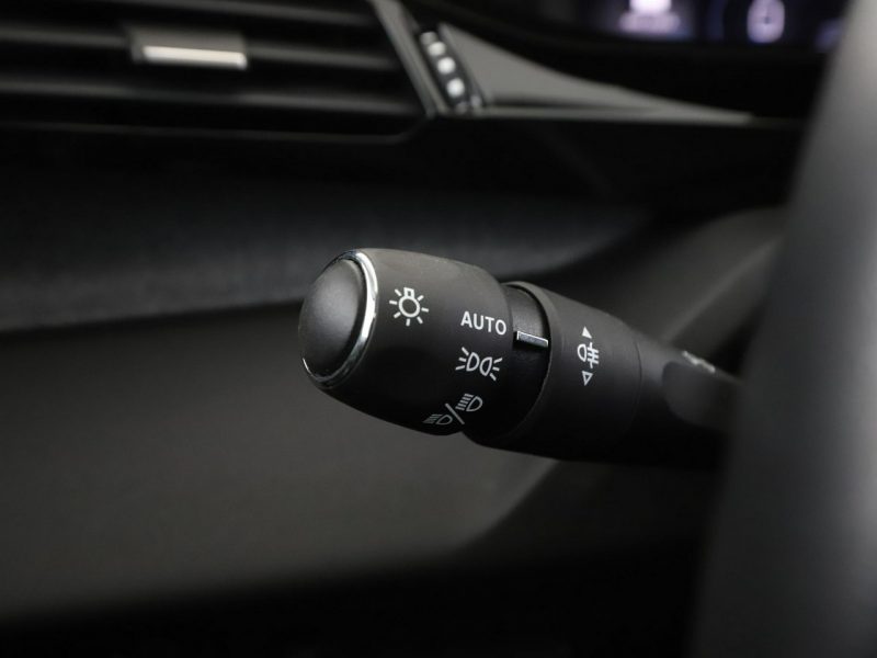 Peugeot 308 Allure Pack automat kamera180 navi półskóra ACC LED P5 (2021-)